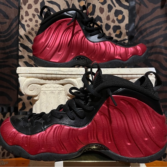 Nike Air Foamposite Pro University Red (2016) Size 10.5 - Picture 2 of 5